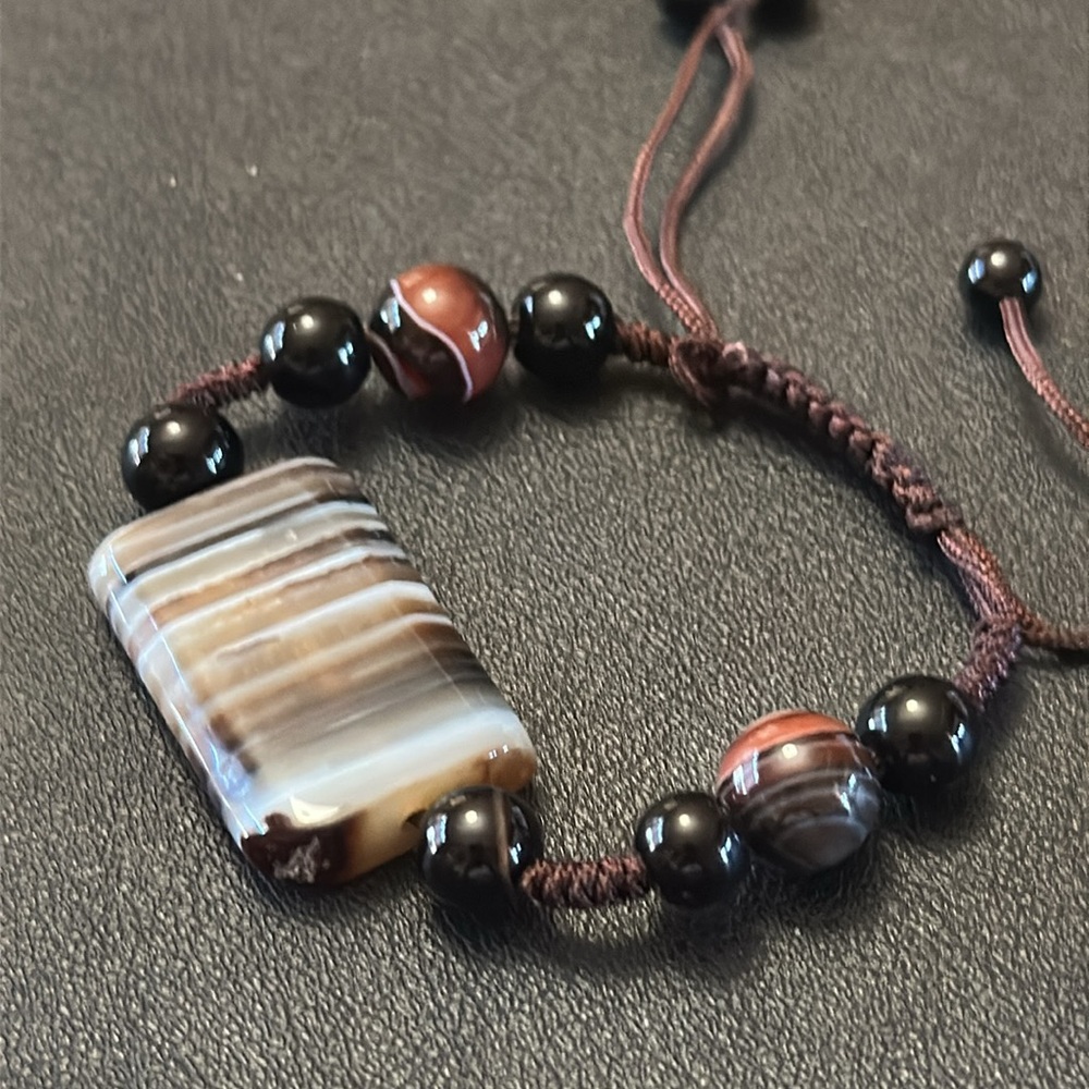 Beautiful Striped Agate Natural Stone Adjustable Friendship Bracelet - Picture 14 of 14